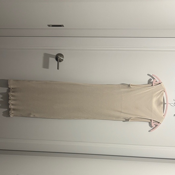 Zara Ribbed Cream Dress - Picture 2 of 4